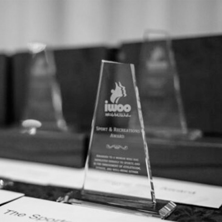 Award-winner-of-Iranian-Women-Organization-of-Ontario-(IWOO)
